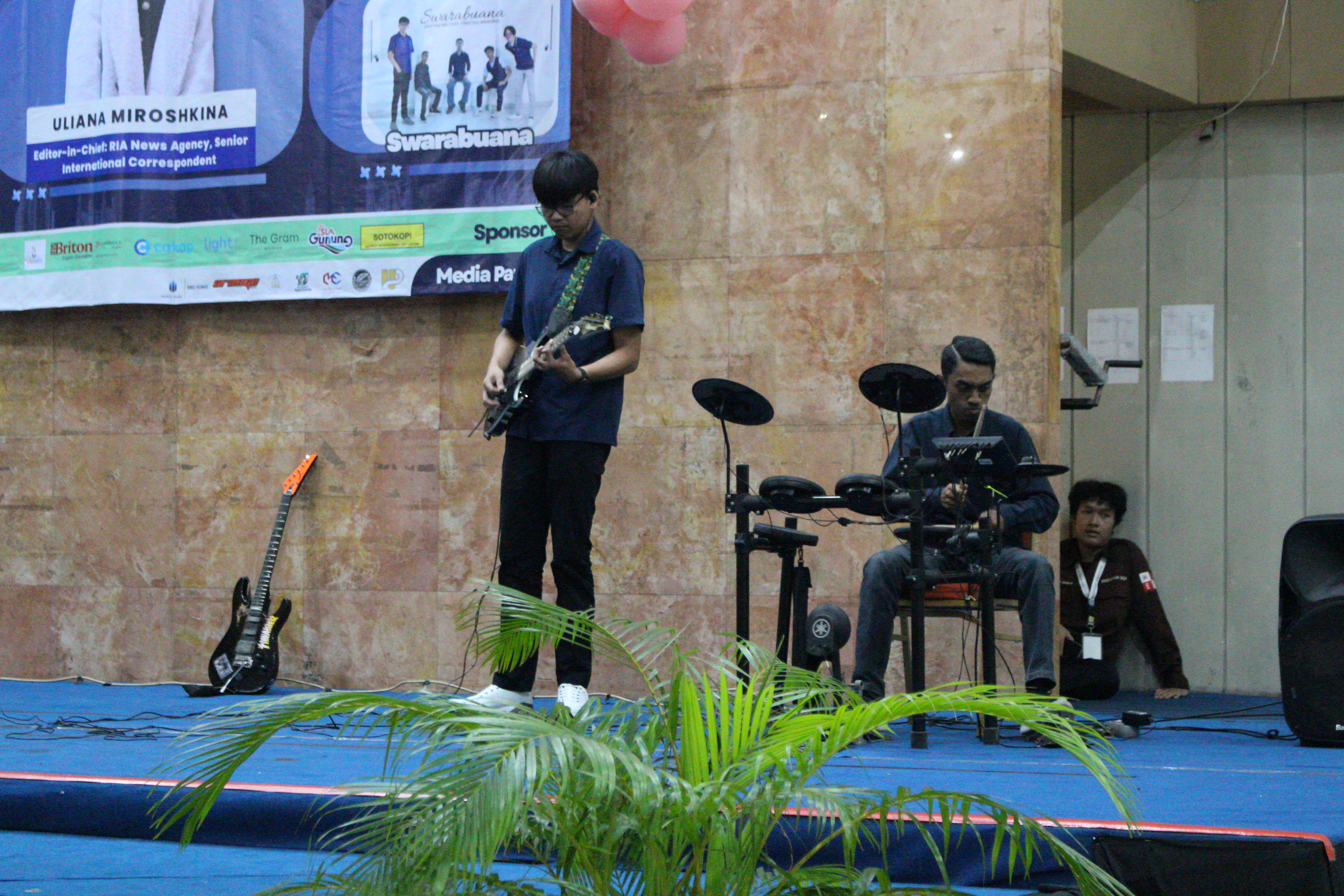 Gitar 3